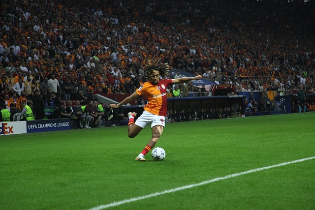 记者：梅西不考虑以球员身份回巴萨，若回归会是担任管理职务