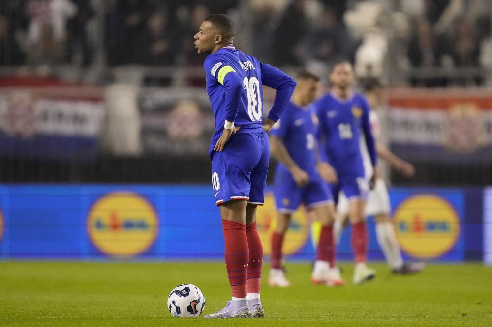 0-8惨败，中国女足官微：正视差距，珍惜与世界强队过招的机会